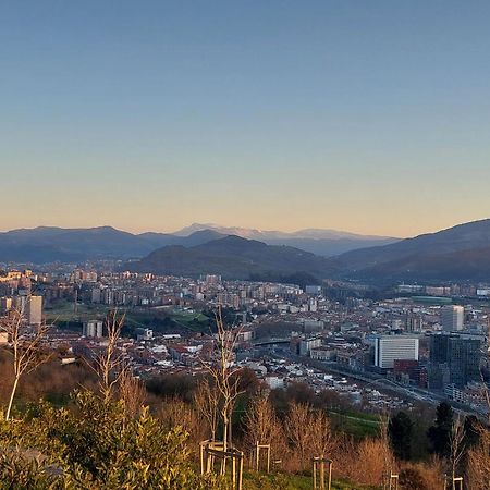 Bilbao Center Apt 90'S Parking Exteriör bild