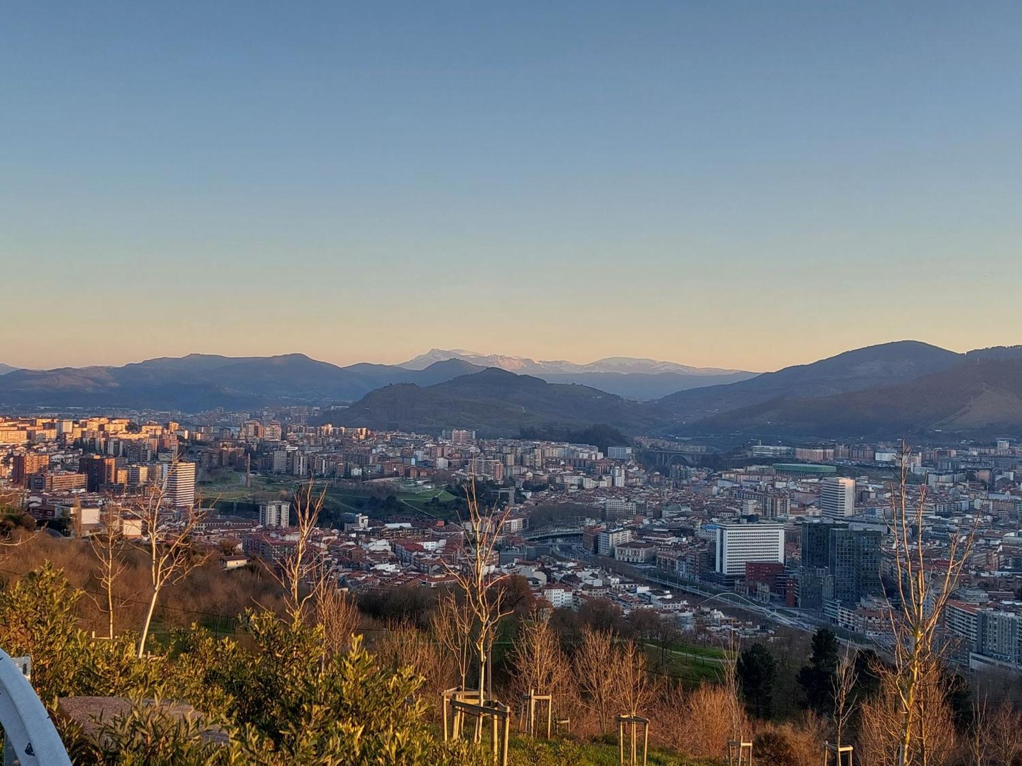 Bilbao Center Apt 90'S Parking Lägenhet Exteriör bild